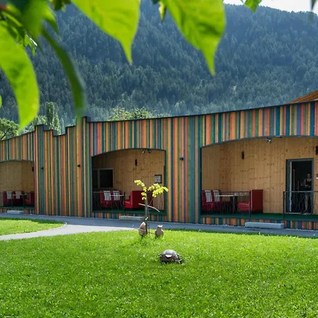 Stadel Kunterbunt