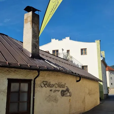 Stadel Kunterbunt *